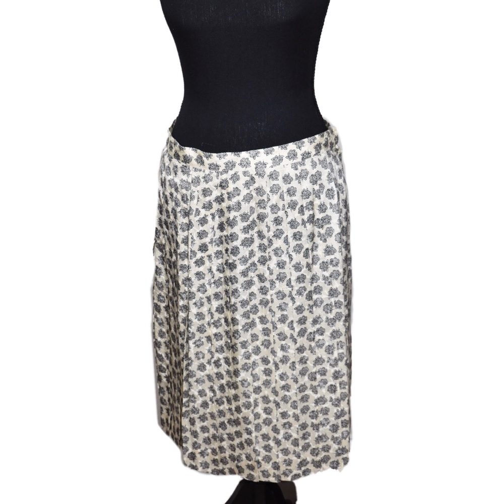 100% Silk Skirt with Floral Pattern - Sz 12